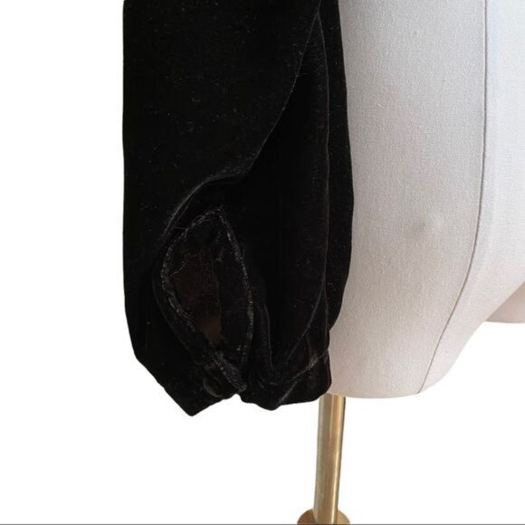 Free People Tell Me About It One-Shoulder Velvet Top, Black NWT - Picture 6 of 10